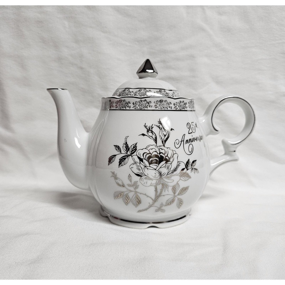 Vintage Norcrest 25th Anniversary Rose Design Built In Musical Teapot Japan